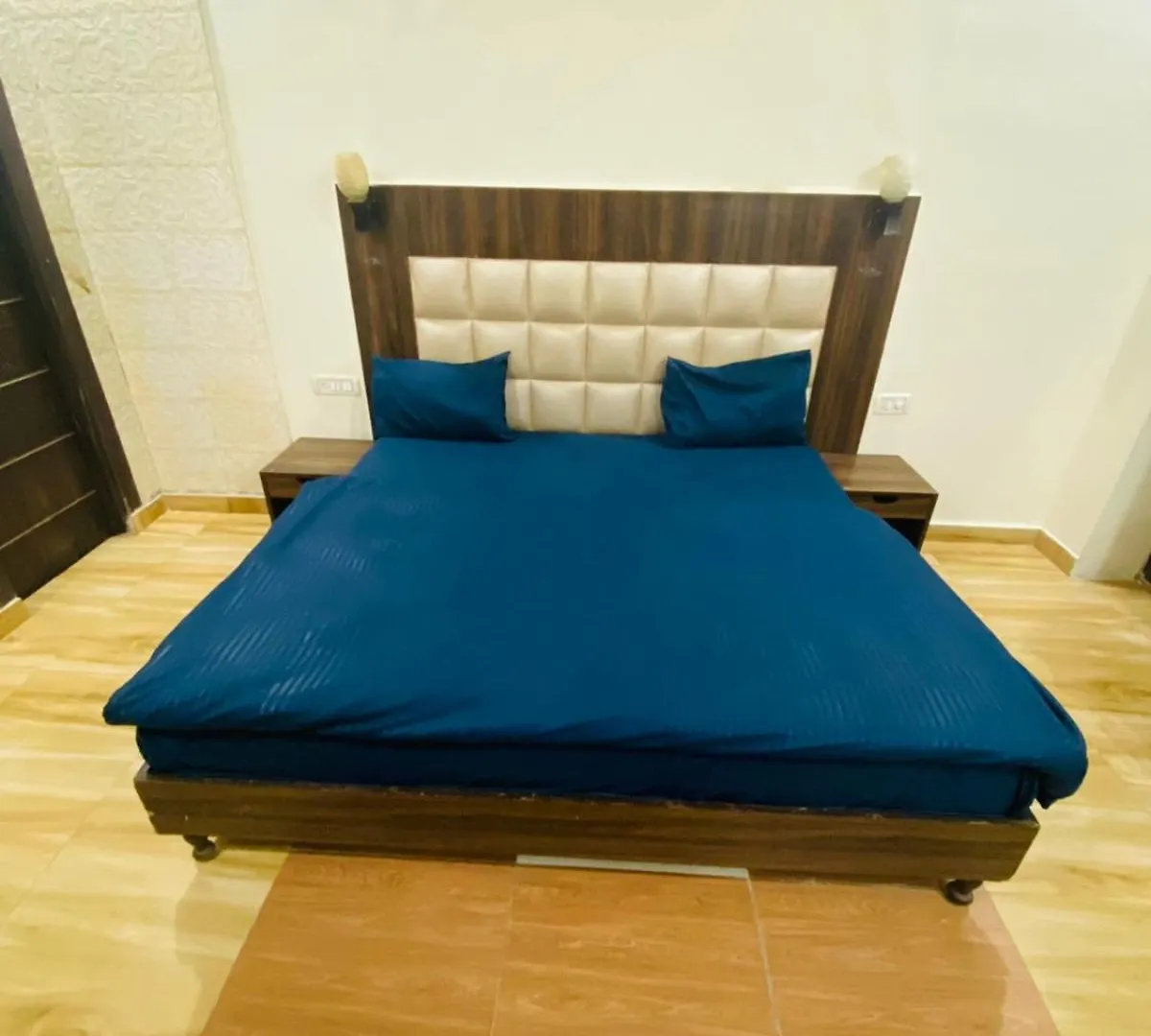 Hotel Prime Star Ac Family Room Agra  3*, Agra (Uttar Pradesh) India
